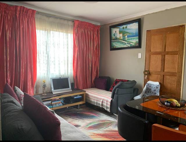 2 BEDROOM HOUSE SOLD IN BERGSIG